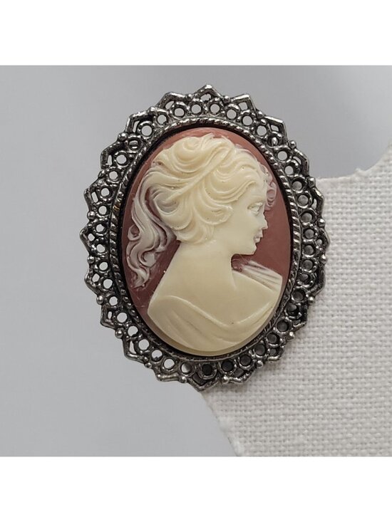 N/A Jewelry - Vtg Cameo Brooch Ornate Silver-Tone Frame Victorian Revival Portrait Pin Oval El